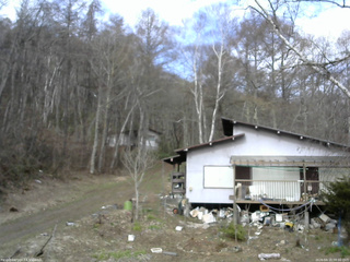長野県菅平高原 ゆたか山荘 西側(坂上) 2026/04/15 08:00