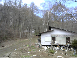 長野県菅平高原 ゆたか山荘 西側(坂上) 2026/04/15 09:15