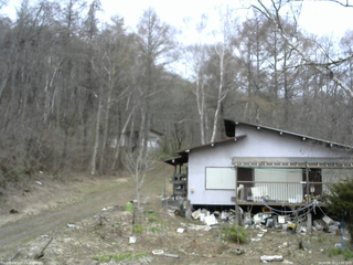 長野県菅平高原 ゆたか山荘 西側(坂上) 2026/04/15 14:00