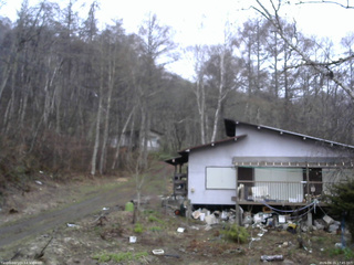 長野県菅平高原 ゆたか山荘 西側(坂上) 2026/04/15 17:45