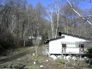長野県菅平高原 ゆたか山荘 西側(坂上) 2026/04/16 08:00