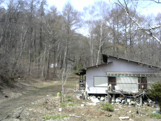 長野県菅平高原 ゆたか山荘 西側(坂上) 2026/04/17 10:45