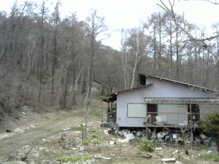長野県菅平高原 ゆたか山荘 西側(坂上) 2026/04/17 13:15