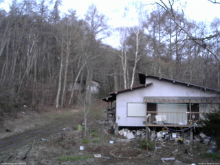 長野県菅平高原 ゆたか山荘 西側(坂上) 2026/04/18 05:00