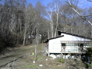 長野県菅平高原 ゆたか山荘 西側(坂上) 2026/04/18 07:15