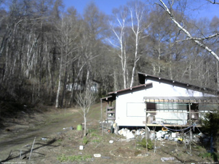 長野県菅平高原 ゆたか山荘 西側(坂上) 2026/04/18 07:30