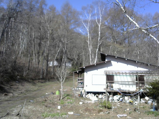 長野県菅平高原 ゆたか山荘 西側(坂上) 2026/04/18 08:45