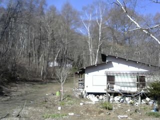 長野県菅平高原 ゆたか山荘 西側(坂上) 2026/04/18 09:00