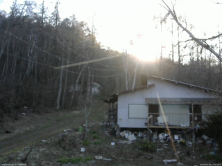 長野県菅平高原 ゆたか山荘 西側(坂上) 2026/04/18 17:00