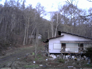 長野県菅平高原 ゆたか山荘 西側(坂上) 2026/04/19 05:00