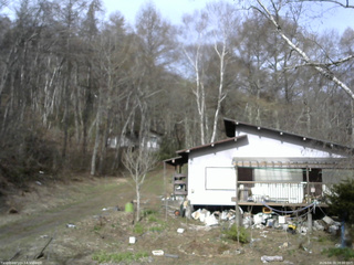 長野県菅平高原 ゆたか山荘 西側(坂上) 2026/04/19 08:00