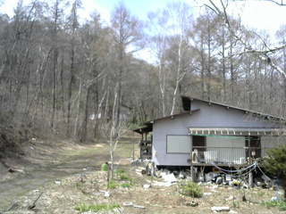 長野県菅平高原 ゆたか山荘 西側(坂上) 2026/04/19 11:15