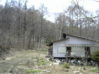 長野県菅平高原 ゆたか山荘 西側(坂上) 2026/04/19 12:45