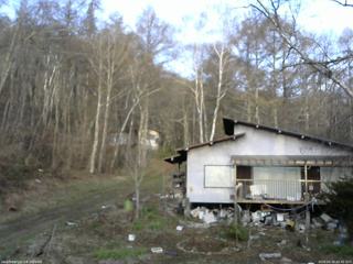長野県菅平高原 ゆたか山荘 西側(坂上) 2026/04/20 05:45