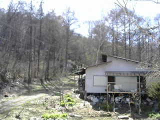 長野県菅平高原 ゆたか山荘 西側(坂上) 2026/04/21 14:30