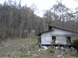 長野県菅平高原 ゆたか山荘 西側(坂上) 2026/04/22 17:30