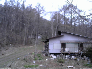 長野県菅平高原 ゆたか山荘 西側(坂上) 2026/04/22 18:30