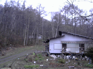 長野県菅平高原 ゆたか山荘 西側(坂上) 2026/04/23 18:15