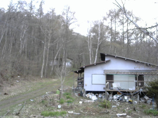 長野県菅平高原 ゆたか山荘 西側(坂上) 2026/04/24 17:30