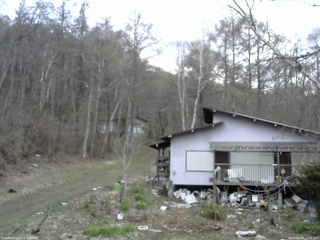 長野県菅平高原 ゆたか山荘 西側(坂上) 2026/04/24 17:45