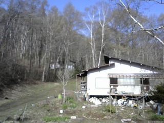 長野県菅平高原 ゆたか山荘 西側(坂上) 2026/04/25 08:00