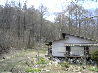 長野県菅平高原 ゆたか山荘 西側(坂上) 2026/04/25 12:45