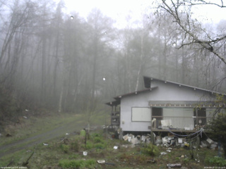 長野県菅平高原 ゆたか山荘 西側(坂上) 2026/04/27 12:15