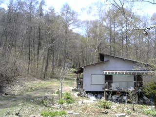 長野県菅平高原 ゆたか山荘 西側(坂上) 2026/04/28 12:00