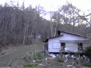 長野県菅平高原 ゆたか山荘 西側(坂上) 2026/04/28 18:15