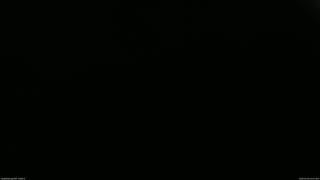 長野県菅平高原 ゆたか山荘 駐車場奥 2026/04/28 19:45