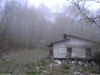 長野県菅平高原 ゆたか山荘 西側(坂上) 2026/04/29 18:00