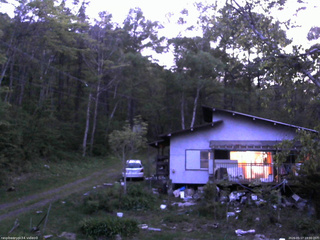 長野県菅平高原 ゆたか山荘 西側(坂上) 2026/05/17 19:00