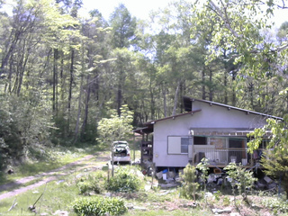 長野県菅平高原 ゆたか山荘 西側(坂上) 2026/05/18 13:15