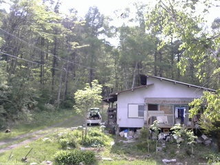 長野県菅平高原 ゆたか山荘 西側(坂上) 2026/05/19 15:00