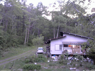 長野県菅平高原 ゆたか山荘 西側(坂上) 2026/05/19 18:45