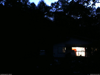 長野県菅平高原 ゆたか山荘 西側(坂上) 2026/05/19 19:15