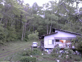 長野県菅平高原 ゆたか山荘 西側(坂上) 2026/05/21 18:45