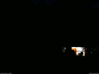 長野県菅平高原 ゆたか山荘 西側(坂上) 2026/05/23 19:30