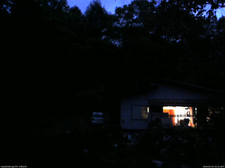 長野県菅平高原 ゆたか山荘 西側(坂上) 2026/05/24 19:15