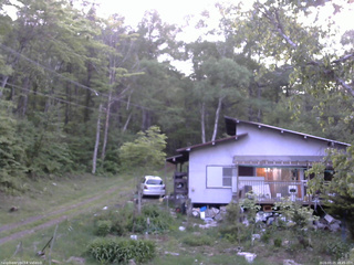 長野県菅平高原 ゆたか山荘 西側(坂上) 2026/05/25 18:45