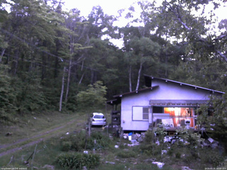 長野県菅平高原 ゆたか山荘 西側(坂上) 2026/05/25 19:00