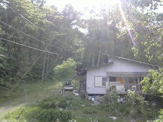 長野県菅平高原 ゆたか山荘 西側(坂上) 2026/05/31 15:45