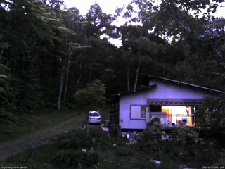 長野県菅平高原 ゆたか山荘 西側(坂上) 2026/05/31 19:15