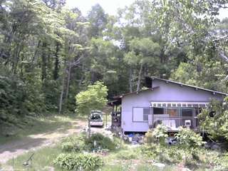 長野県菅平高原 ゆたか山荘 西側(坂上) 2026/06/01 12:00
