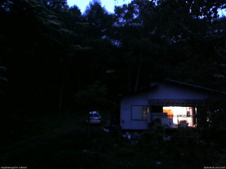 長野県菅平高原 ゆたか山荘 西側(坂上) 2026/06/02 19:15