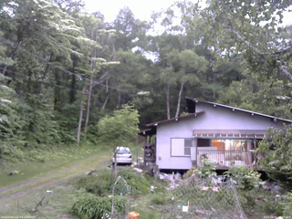 長野県菅平高原 ゆたか山荘 西側(坂上) 2026/06/06 18:45