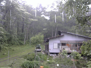 長野県菅平高原 ゆたか山荘 西側(坂上) 2026/06/08 16:45