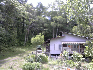 長野県菅平高原 ゆたか山荘 西側(坂上) 2026/06/11 12:45