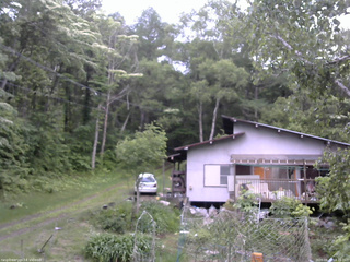 長野県菅平高原 ゆたか山荘 西側(坂上) 2026/06/11 18:15