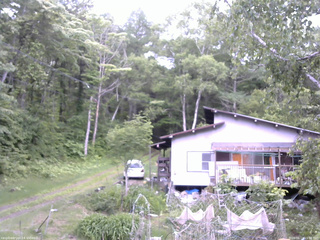 長野県菅平高原 ゆたか山荘 西側(坂上) 2026/06/15 15:00